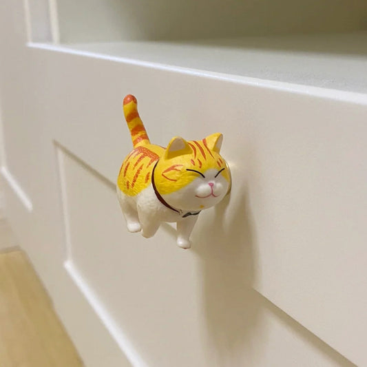 Cat Cabinet Pull