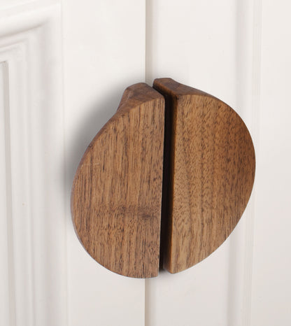 Simple Semicircular Cabinet Pull