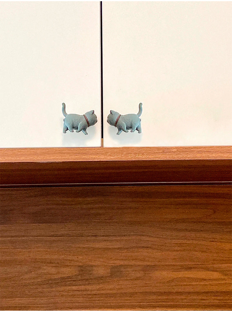 Cat Cabinet Pull